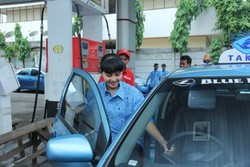 Taksi Blue Bird Masih Pakai Tarif Lama