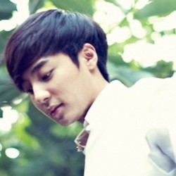 Manajemen Roy Kim Bantah Tuduhan Plagiarisme