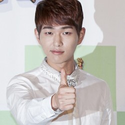 Akting Onew SHINee di Sitkom Baru Dipuji Produser