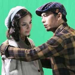 Pengalaman Chelsea Elizabeth Islan Dipeluk Ariel