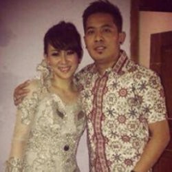 Resmi Cerai dari Istri, Bian DBagindas Tunangan dengan Devie Citra