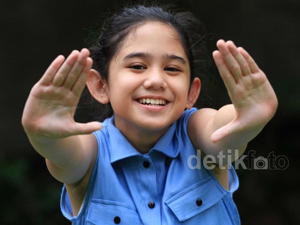 Si Manis dan Imut Tissa Biani