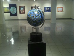 Seni Kaligrafi dalam Pameran di TIM, dari Dragon Hingga Bola Dunia