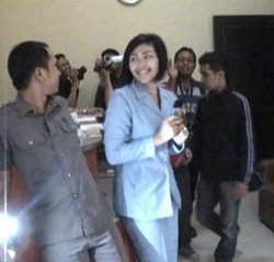 Tugas di Propam Polda Jatim, Briptu Rani Numpang di Tempat Senior