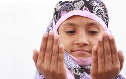 Supaya Sukses Berpuasa, Terapkan 5 Trik Jitu Ini pada si Kecil