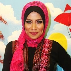 Sudah Bercerai, Cinta Penelope Masih Urus Anak Bareng Mantan Suami