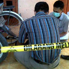 Usai Bantai Menantu dan Cucu, Mertua Gantung Diri