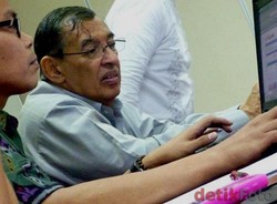 Quraish Shihab: Membaca Alquran, Seolah Berdialog dengan Allah