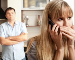 Wanita Juga Bisa Berselingkuh, Ini Alasannya