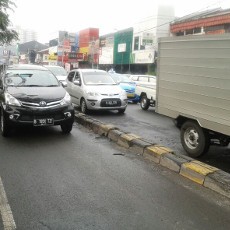 Separator U Turn di Boulevard Kelapa Gading Berbahaya, Maut Mengintai