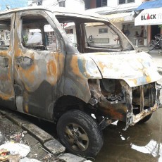 Anggota Tubuh Pengemudi Sempat Tertinggal di Luxio Hangus