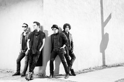 Fall Out Boy Gandeng Ryan Adams Untuk Proses Rekaman