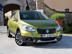 Suzuki Lahirkan Mobil Pesaing Mazda CX-5