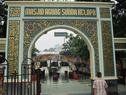 5 Masjid di Jakarta yang Selalu Ramai Saat Buka Puasa