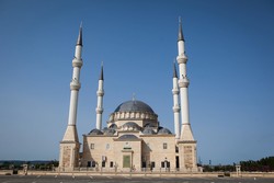 Inikah Masjid Terbesar di Eropa?