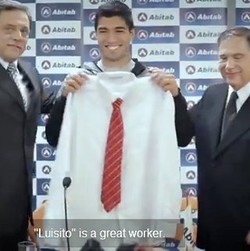 Main Iklan, Luis Suarez Tampil Super Kocak
