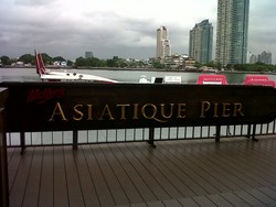 Ini Tempat Nongkrong dan Belanja Favorit di Bangkok