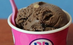 Segar dan Unik, 5 Rasa Baru Es Krim Baskin Robbins Musim Panas