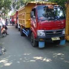 Proyek Pembangunan Tol Moker Diblokade Warga