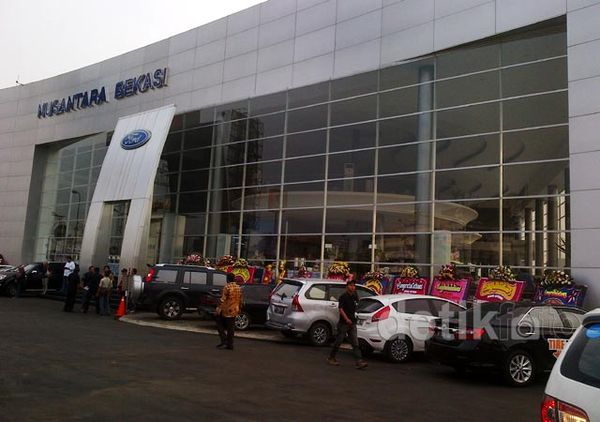 Ford Resmikan Diler 3S di Bekasi