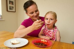 Rutin Makan Krim Keju, Balita Ini Akhirnya Bisa Bicara