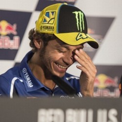 Dr. Rossi Akan Tentukan Bugar atau Tidaknya Lorenzo & Pedrosa