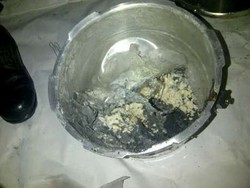 Akibat Bom Panci, Mapolsek Rajapolah Jadi Tontonan Warga