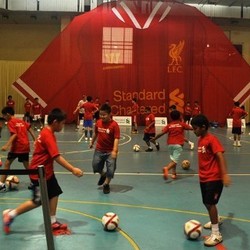 Ian Rush dan Dietmar Hamann Gelar Coaching Clinic untuk Anak-anak