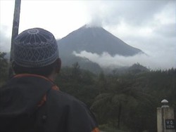 Ada Gempa Vulkanik kala Merapi Hujan Abu, Ini Penjelasan Mbah Rono