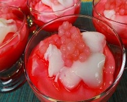 Puding Berbahan Dasar Buah untuk Santapan Berbuka Puasa