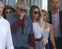 Johnny Depp dan Amber Heard Kembali Pacaran