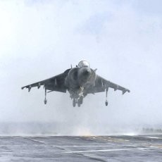 AS Jatuhkan Bom Dekat Great Barrier Reef Demi Hindari Kapal Sipil