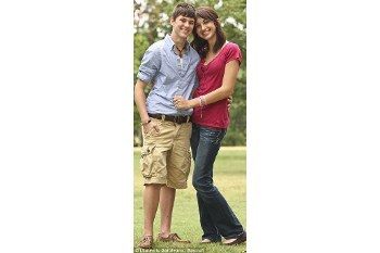 Foto-foto Arin dan Katie, Kekasih yang Sama-sama Ubah Jenis Kelamin