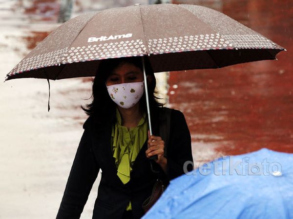 Tetap Beraktivitas Meski Hujan Datang