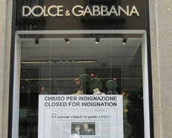 Pasca Tuntutan Pajak, Dolce & Gabbana Tutup 9 Tokonya di Milan