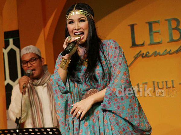 Titi DJ Ingin Menikah Lagi