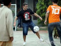 Christian Gonzales Latih Anak Panti Asuhan