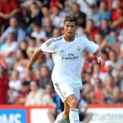 Ronaldo Dua Gol, Madrid Lumat Bournemouth 6-0