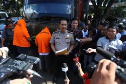 Sopir dan Kernet Truk Gelapkan Biji Plastik Senilai Ratusan Juta