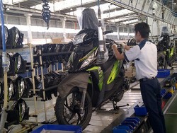 Banyak Ranjau Paku, Skutik TVS Dazz Pakai Ban Tubeless