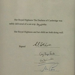 William & Kate Umumkan Kelahiran Royal Baby dengan Cara Tradisional