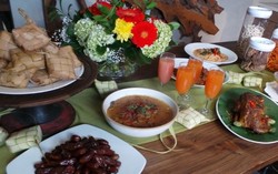 Ada Gulai dan Ada Rendang, Aduh Enaknya!