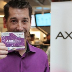 50% BTS 3G Terganggu, Internet Axis Lelet