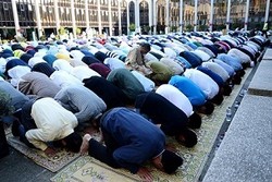 Muslim Inggris Dinilai Lebih Dermawan Daripada Umat Lain