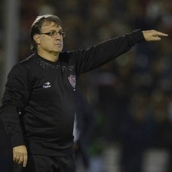 Siapakah Gerardo Tata Martino?