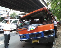 Orangtua Reni Minta Sopir Metro Mini yang Menabrak Anaknya Dihukum Berat