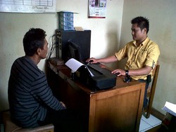 Berlagak Muntah Uang, Dukun Tipu PNS hingga Pengusaha