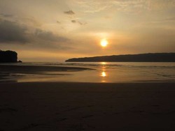 Siapa Sangka, Pacitan Punya Sunset Secantik Ini