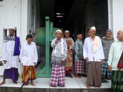 Ini Dia Pondok Tarekat Khusus Lansia di Banyumas