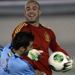 Reina Dikabarkan Segera Tes Medis di Napoli